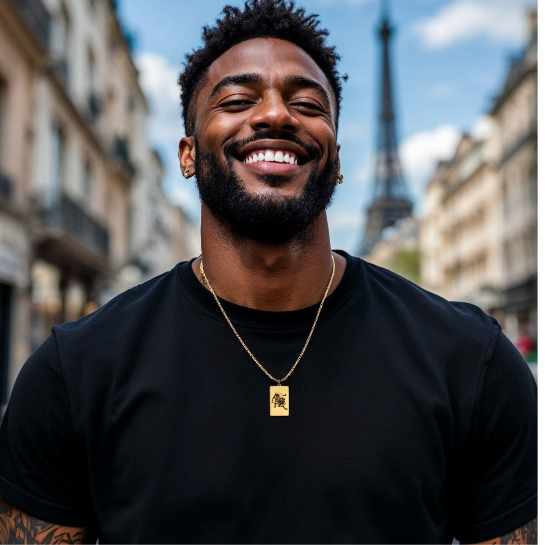 Collier homme, pendentif LEOLOOK II™ DORE t-shirt noir homme noir Paris