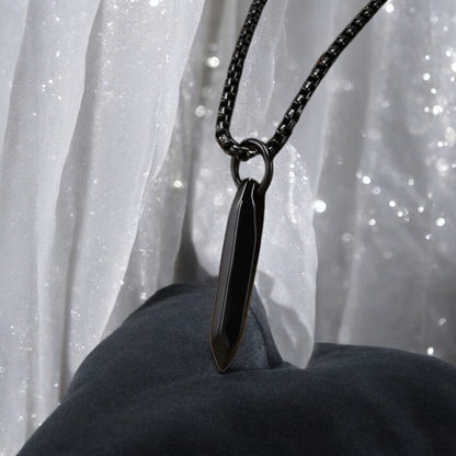Collier homme, pendentif LE CRYSTALÉ™ variantes noire 