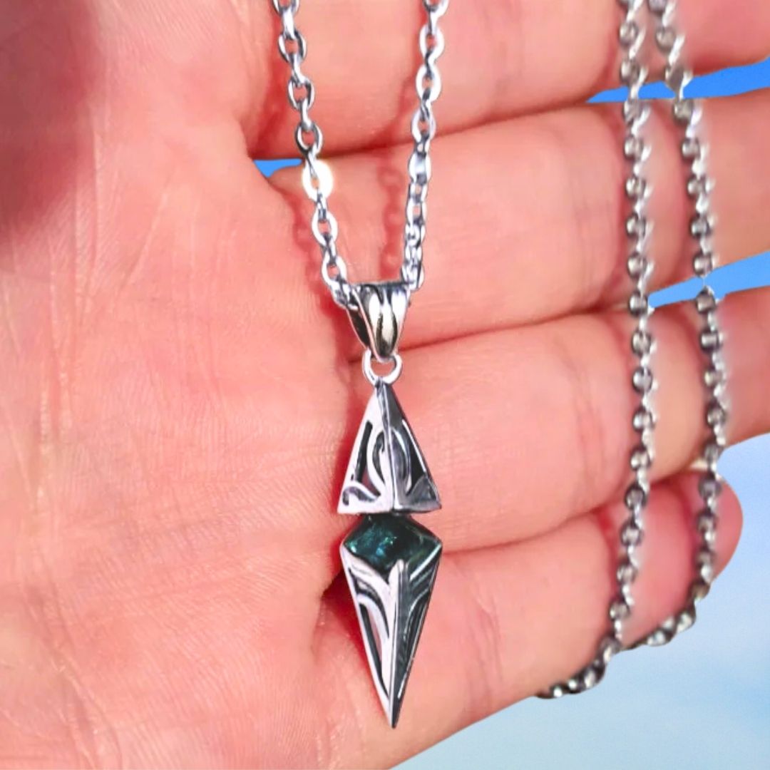 Collier homme, pendentif LE LAGON BLEU™ main