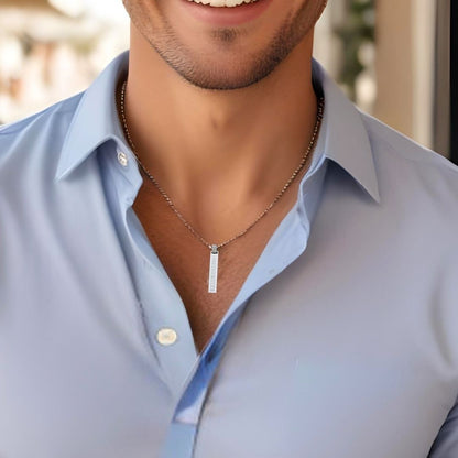 Collier homme, pendentif LE ROMANO™ argent chemise bleue
