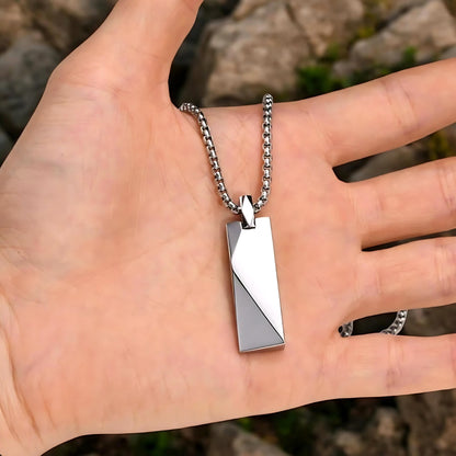 Collier homme, pendentif LINGOT POLI™ argent variante main