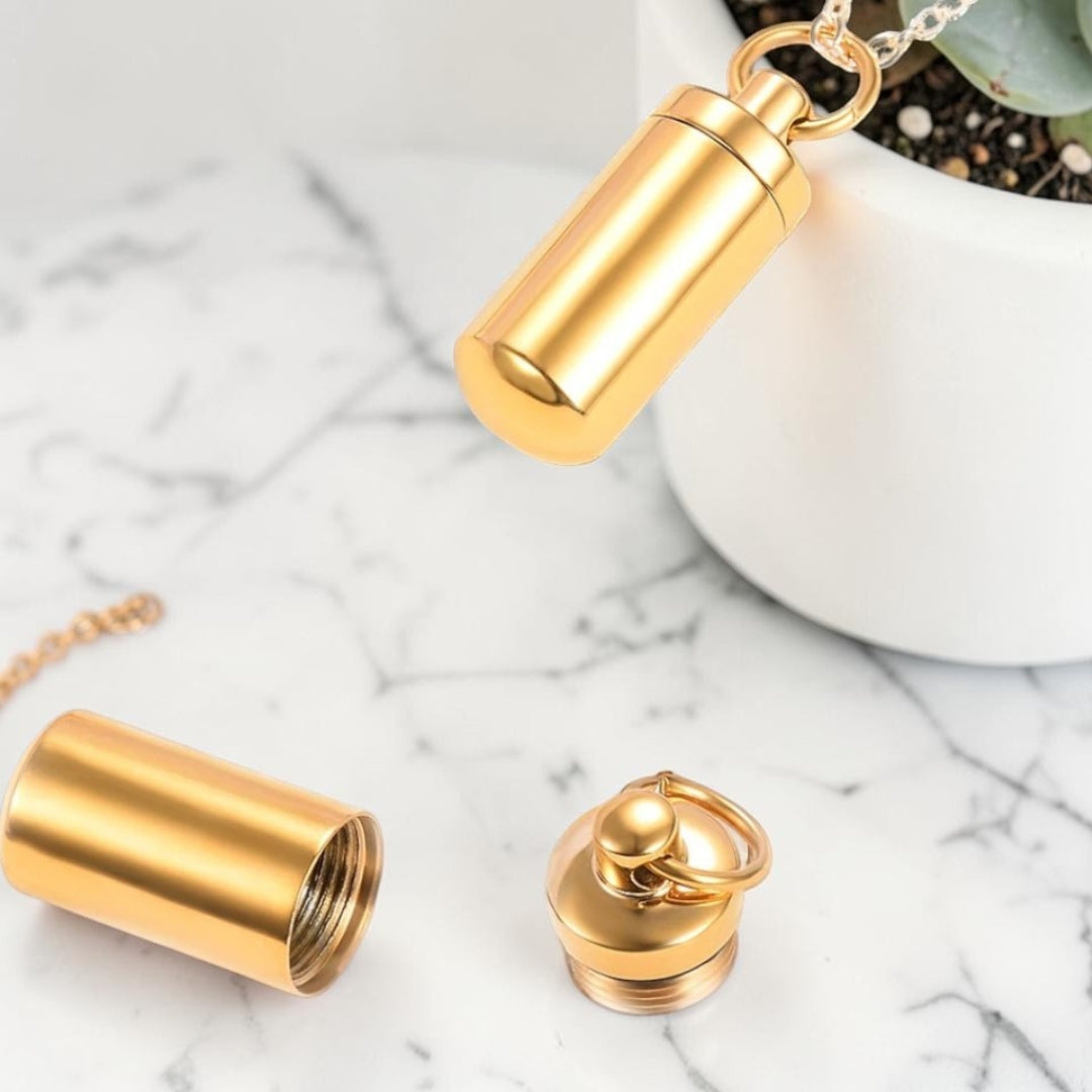 Collier homme, pendentif MEMORY FIOLE™ dore ouverte table marbre