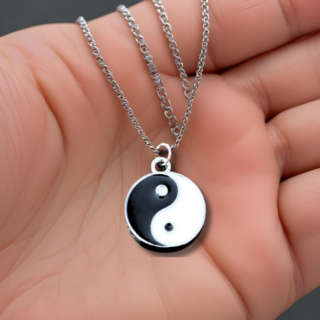 Collier homme, pendentif Yin Ying Yang 3™  main
