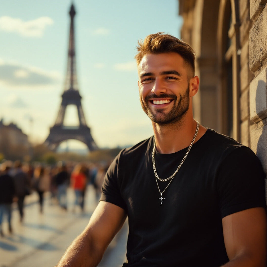 Collier homme, pendentif croix ARROW CROSS t-shirt noir Paris