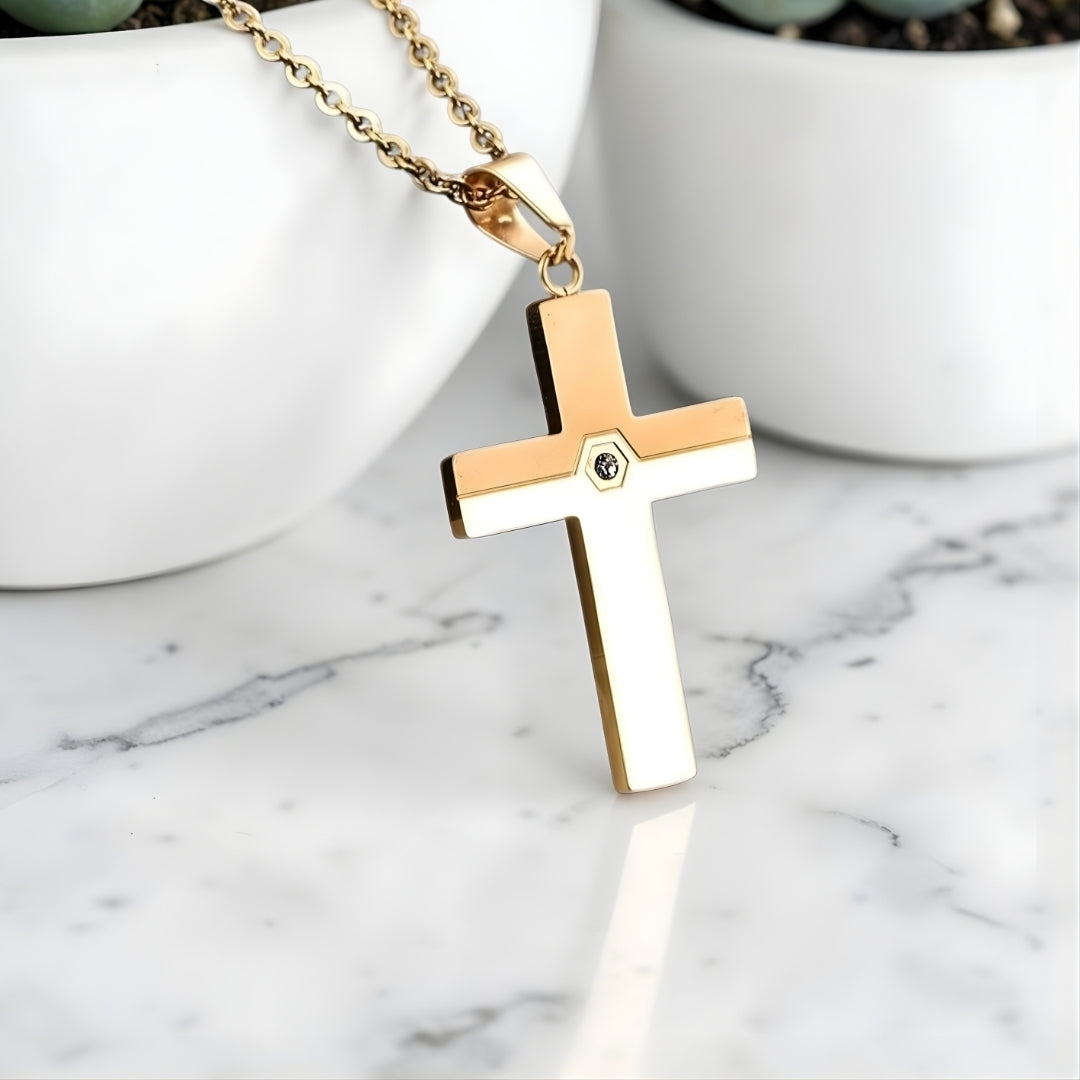 Collier homme pendentif croix AXIA variante dore pots blancs