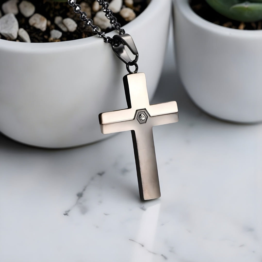 Collier homme pendentif croix AXIA variante noir argent pots blancs
