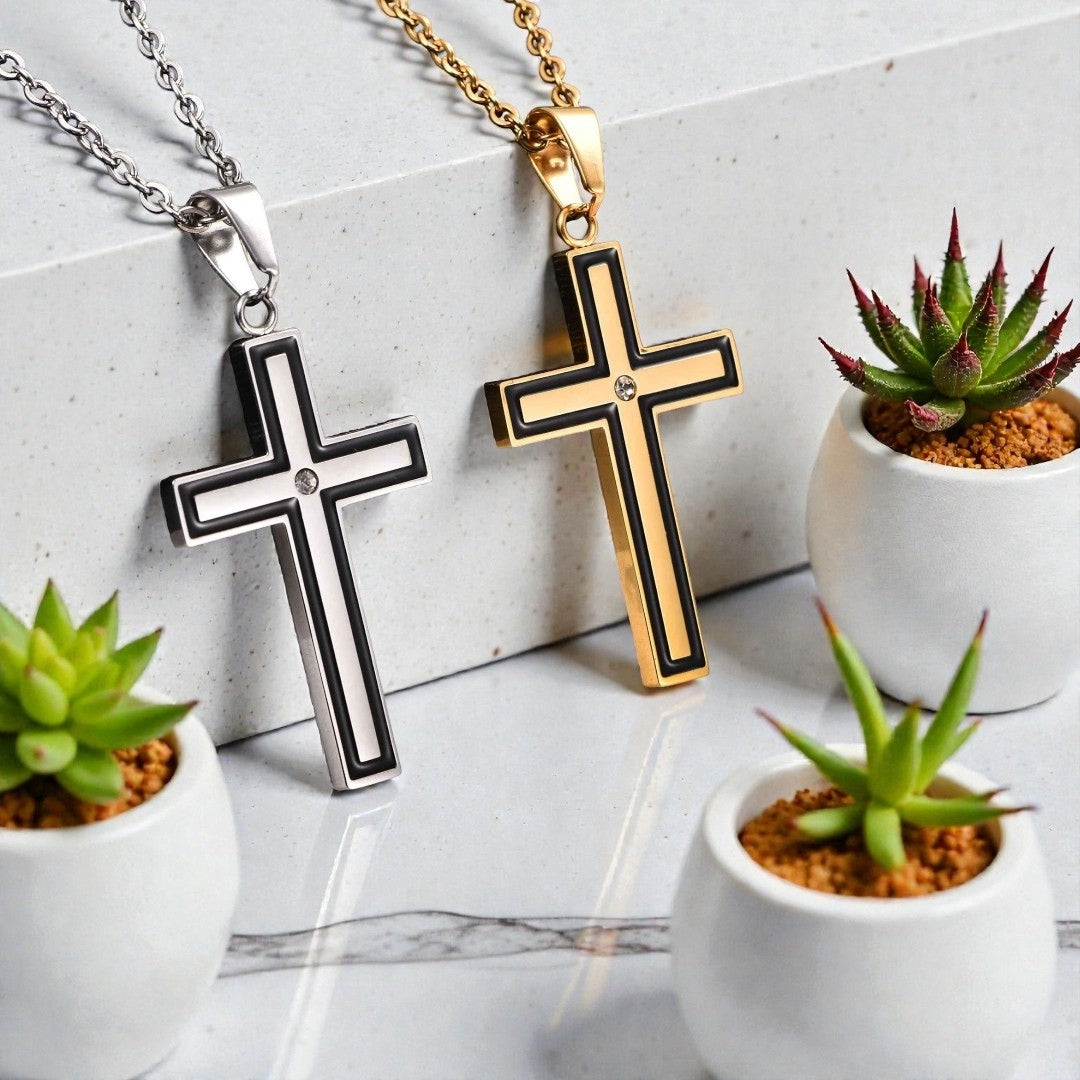 Collier homme, pendentif croix Apex Pendant doree argent presentation  plantes