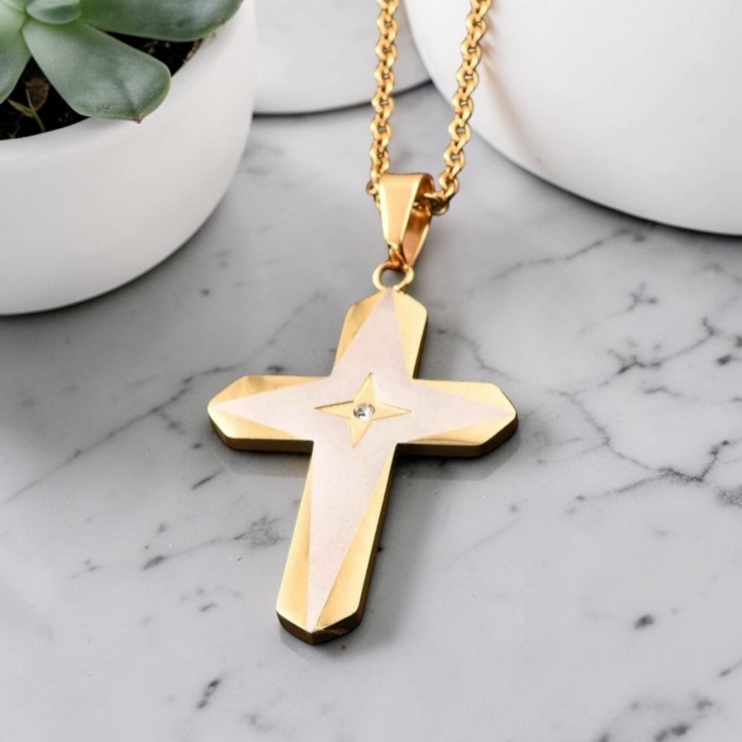 Collier homme pendentif croix "Eclat Stellaire" variante dore