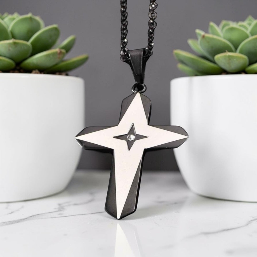 Collier homme pendentif croix "Eclat Stellaire" variante noir