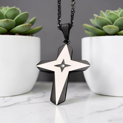 Collier homme pendentif croix "Eclat Stellaire" variante noir