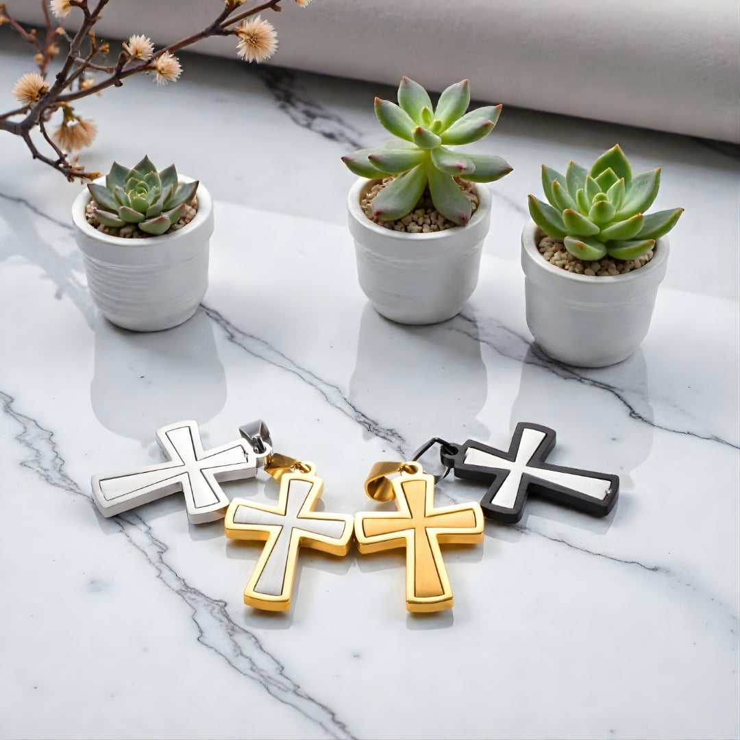Collier homme, pendentif croix "Essence Moderne quatre variantes table marbre plantes 