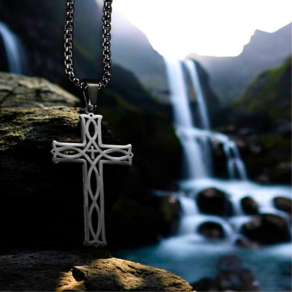 Collier homme, pendentif croix IRLOCROSS™ variante noire