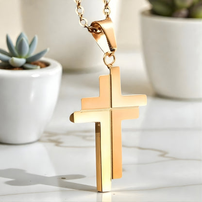 Collier homme pendentif croix IRREGULIERE JUMELEE variante doree