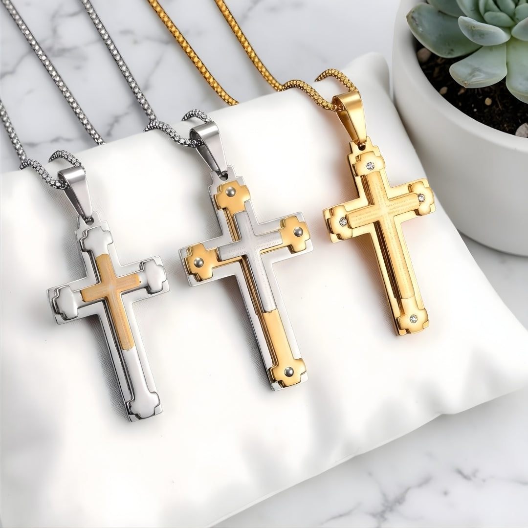 Collier homme, pendentif croix L'Architecte de Foi trois variantes coussins marbre plantes