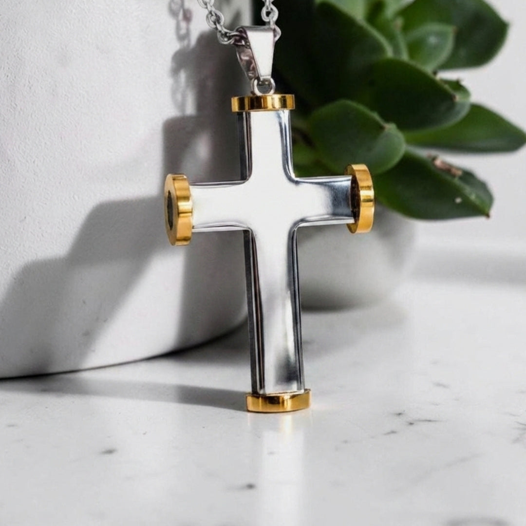 Collier homme, pendentif croix "L'Icone Horizon" variante argent dore