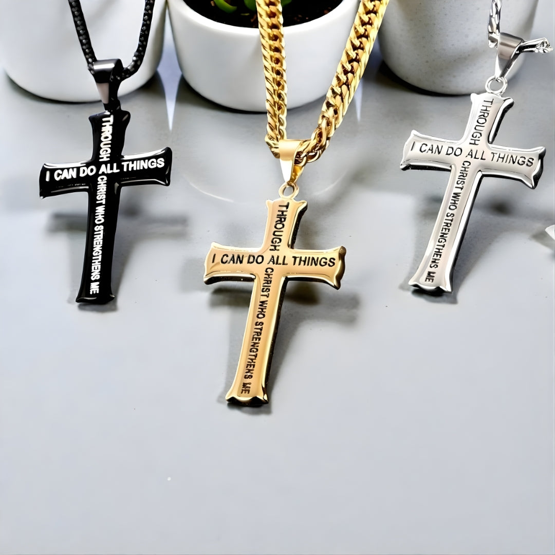 Collier homme, pendentif croix VERSECROSS™ presentation variantes noire argente doree table marbre