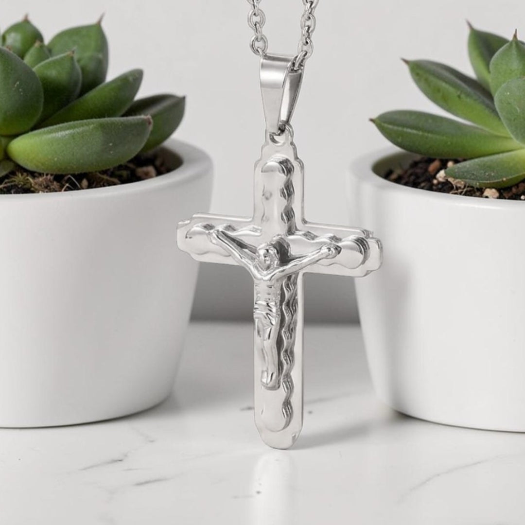 Collier homme, pendentif croix crucifix variante argent