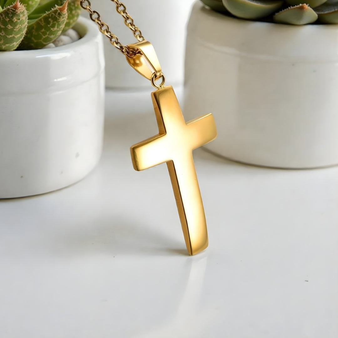 Collier homme pendentif croix minimaliste variante dore