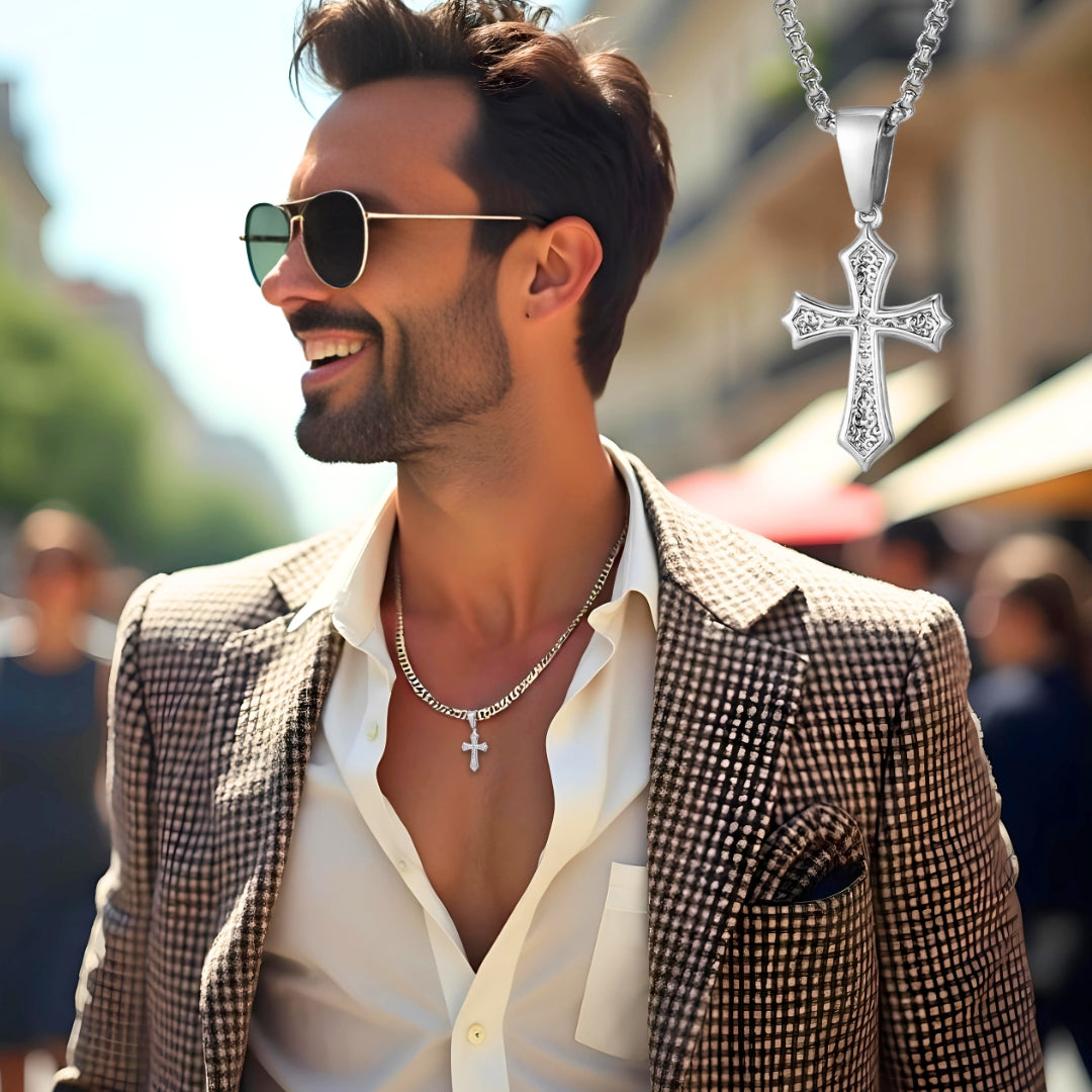 Collier homme, pendentif petite croix MINICROIX™ argentee veston mode 
