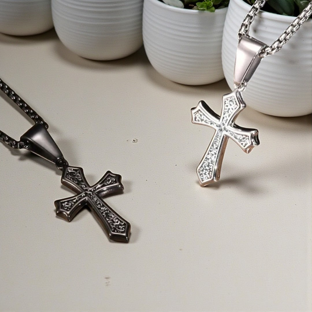 Collier homme, pendentif petite croix MINICROIX™ noire argentee pots blancs
