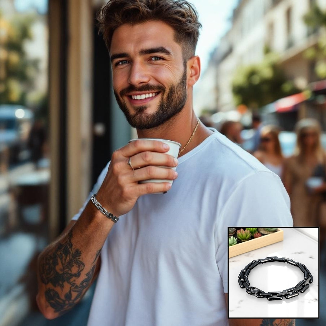 LE BRACELET HOMME MASCULET II™ argent ancien t shirt blanc rue 