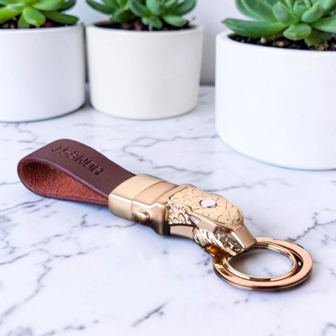 Porte clé en cuir, "Félin Impérial" variante  brun dore