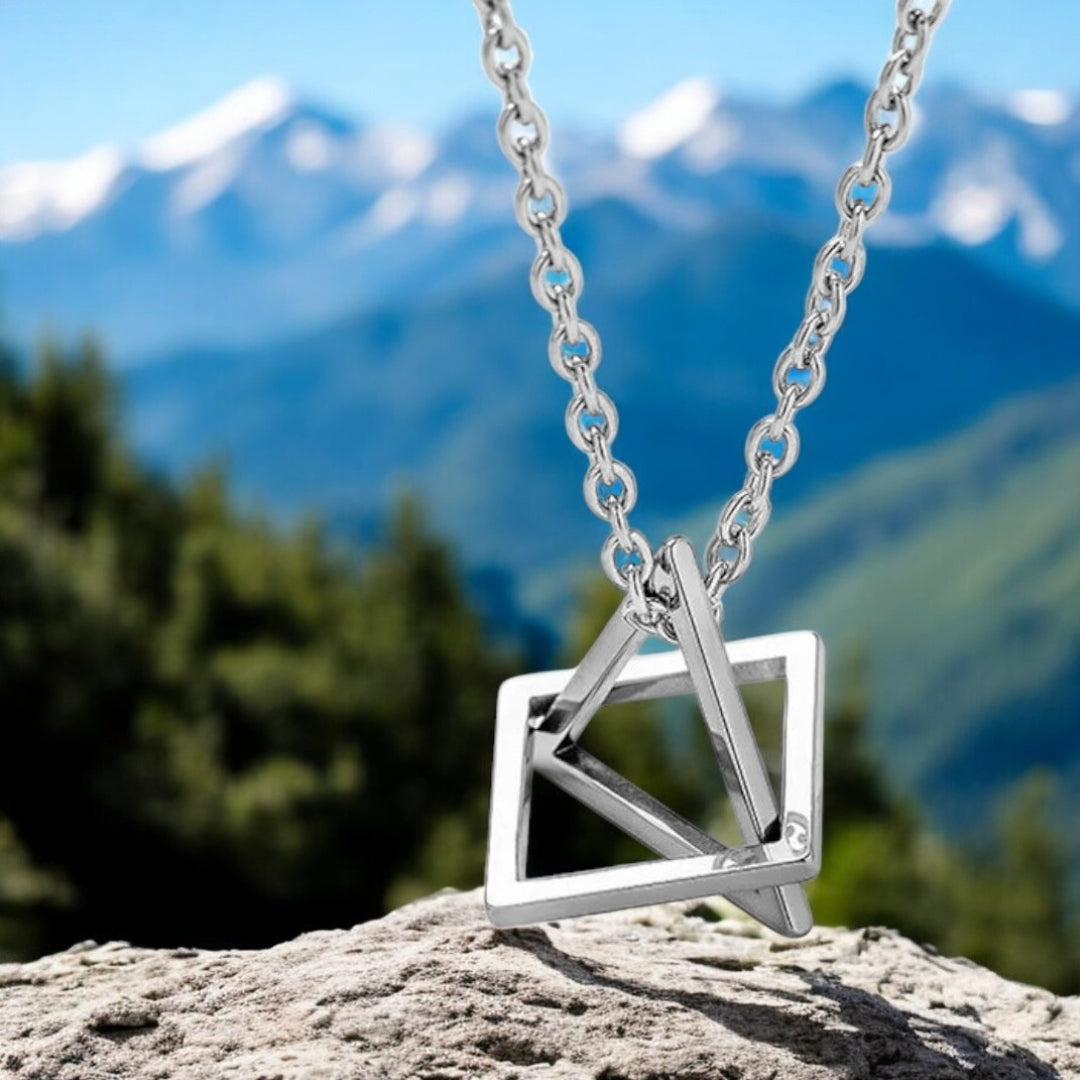 TRISQUARE-Collier-homme-pendentif-acier_inoxydable-g_om_trique-carr_-triangle-ARGENT