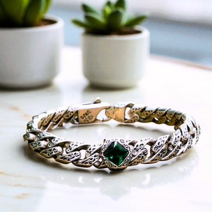 bracelet homme deep soul lozange  couleur verte presentation marbre